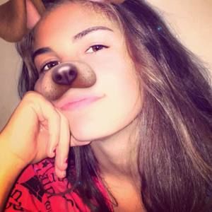 Meet your Posher, Mia